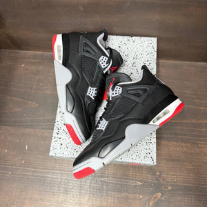 Jordan 4 Retro Bred Reimagined Size 10 (Pre-Owned) - tag