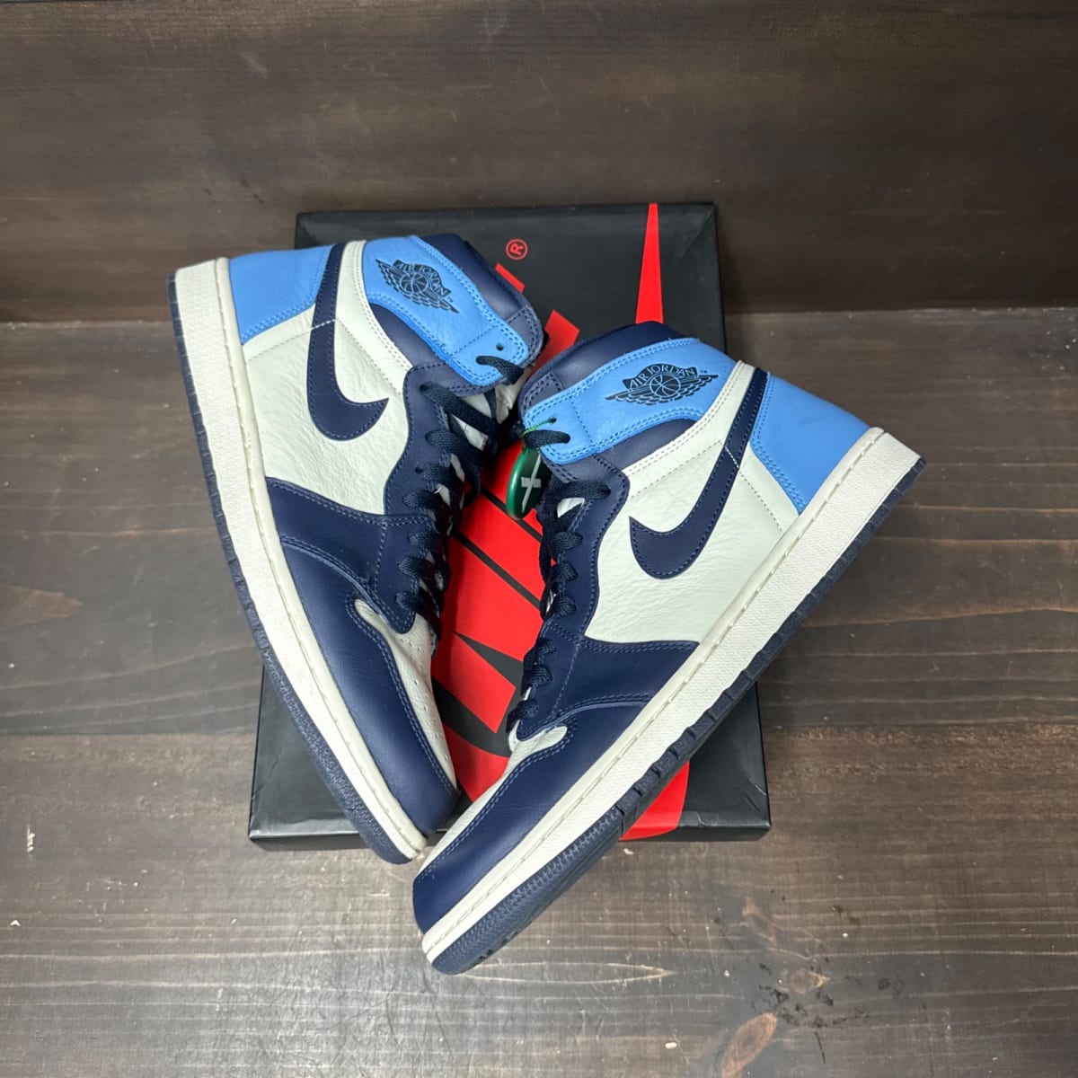 Jordan 1 Retro High Obsidian Size 11.5 (Pre-Owned) - tag