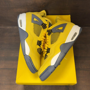 Jordan 4 Retro Lightning (2021) Size 9.5 (Pre-Owned)