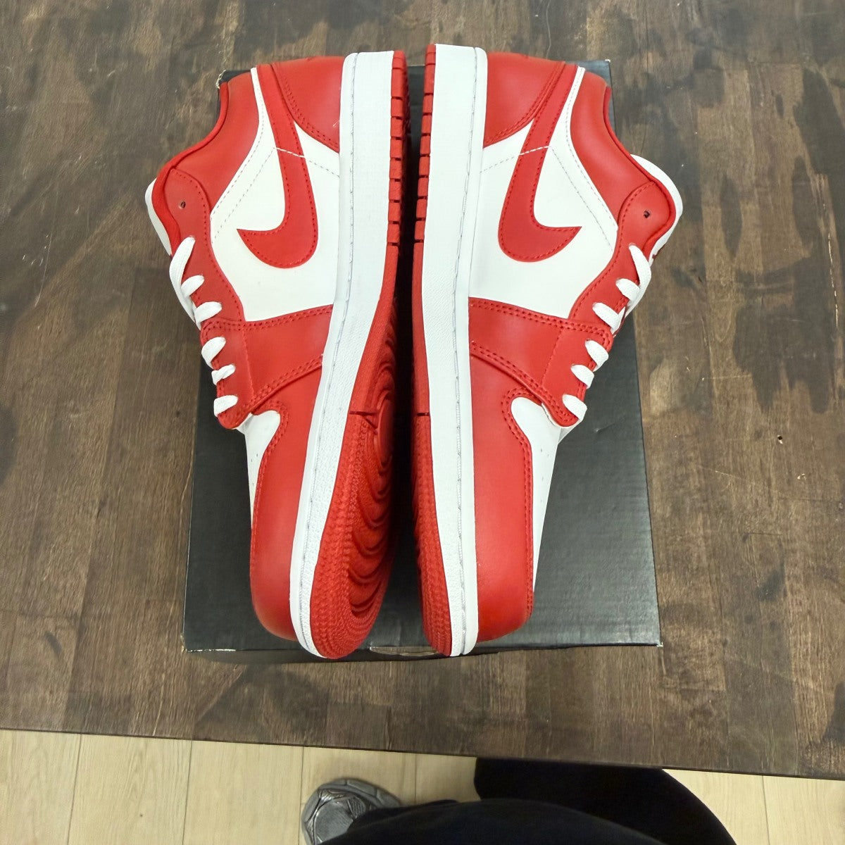 Jordan 1 Low Gym Red White - Image 3