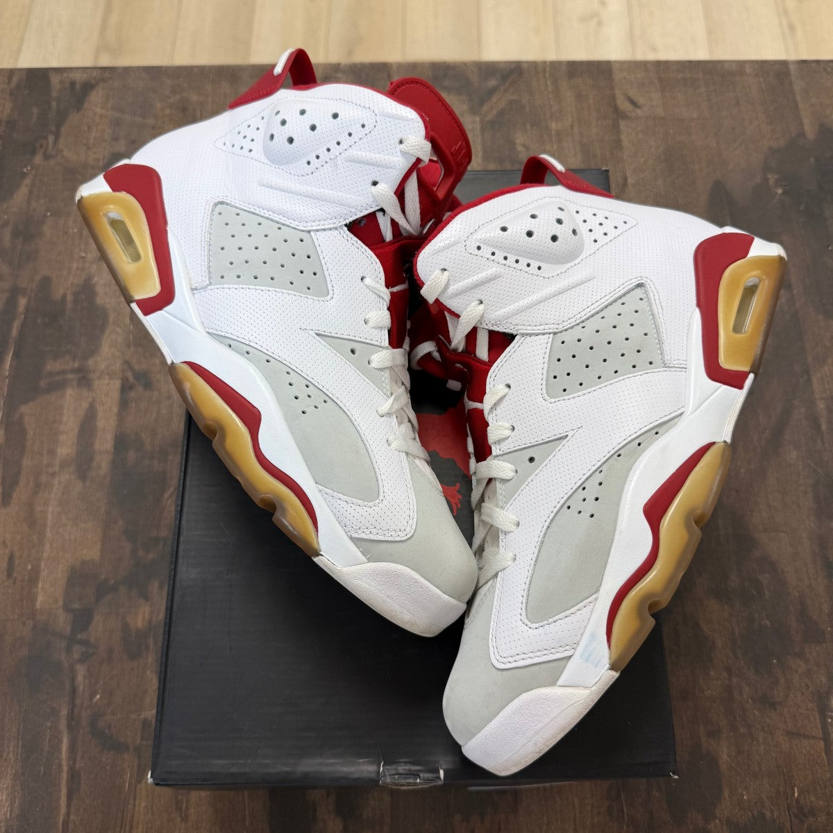 Jordan 6 Retro Alternate Hare - Image 1