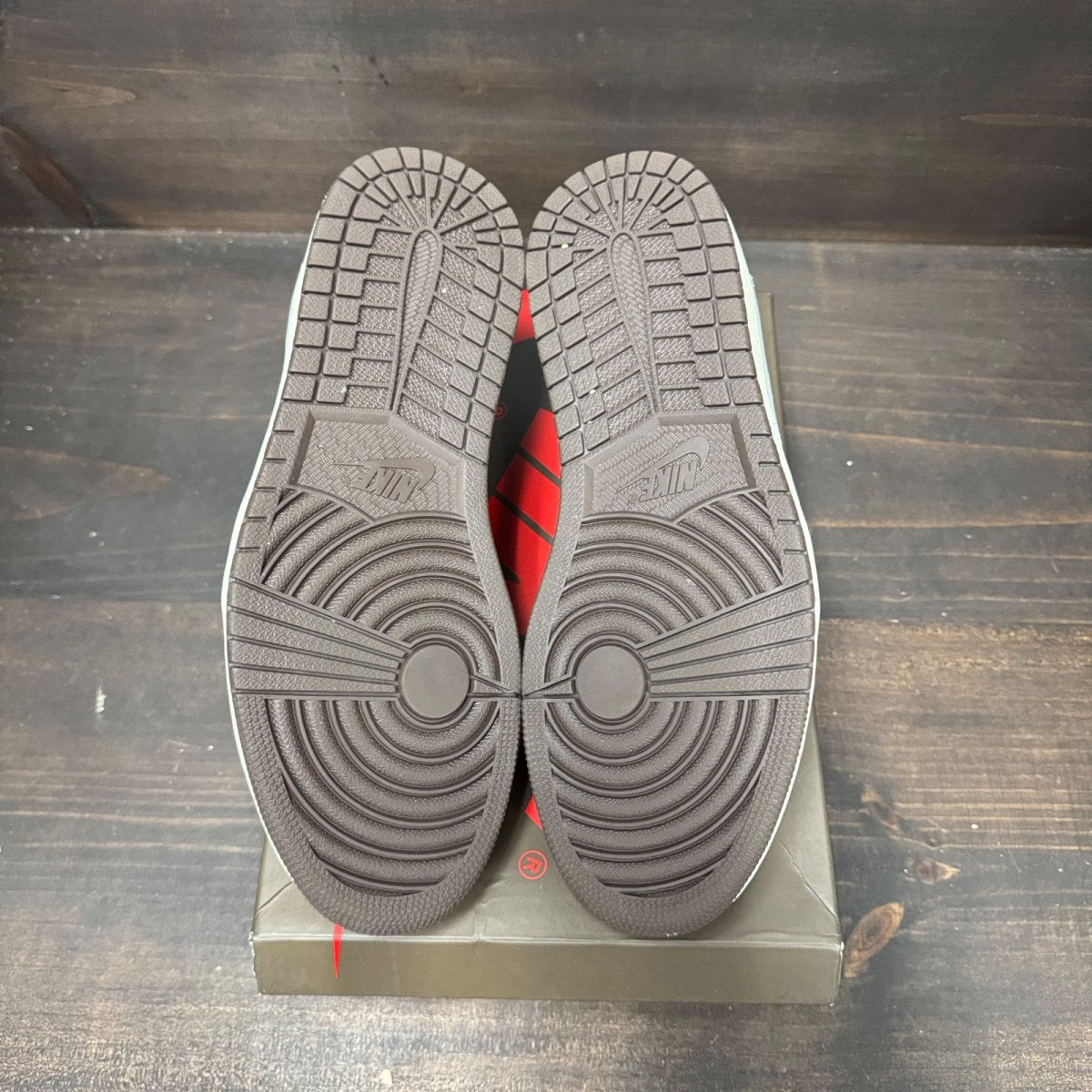 Jordan 1 Retro Low OG SP Travis Scott Mocha - Image 6