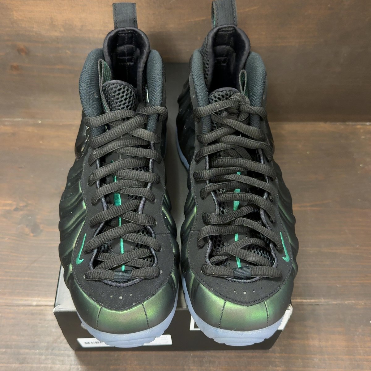 Nike Air Foamposite Pro Pine Green (2025) Size 8 - tag