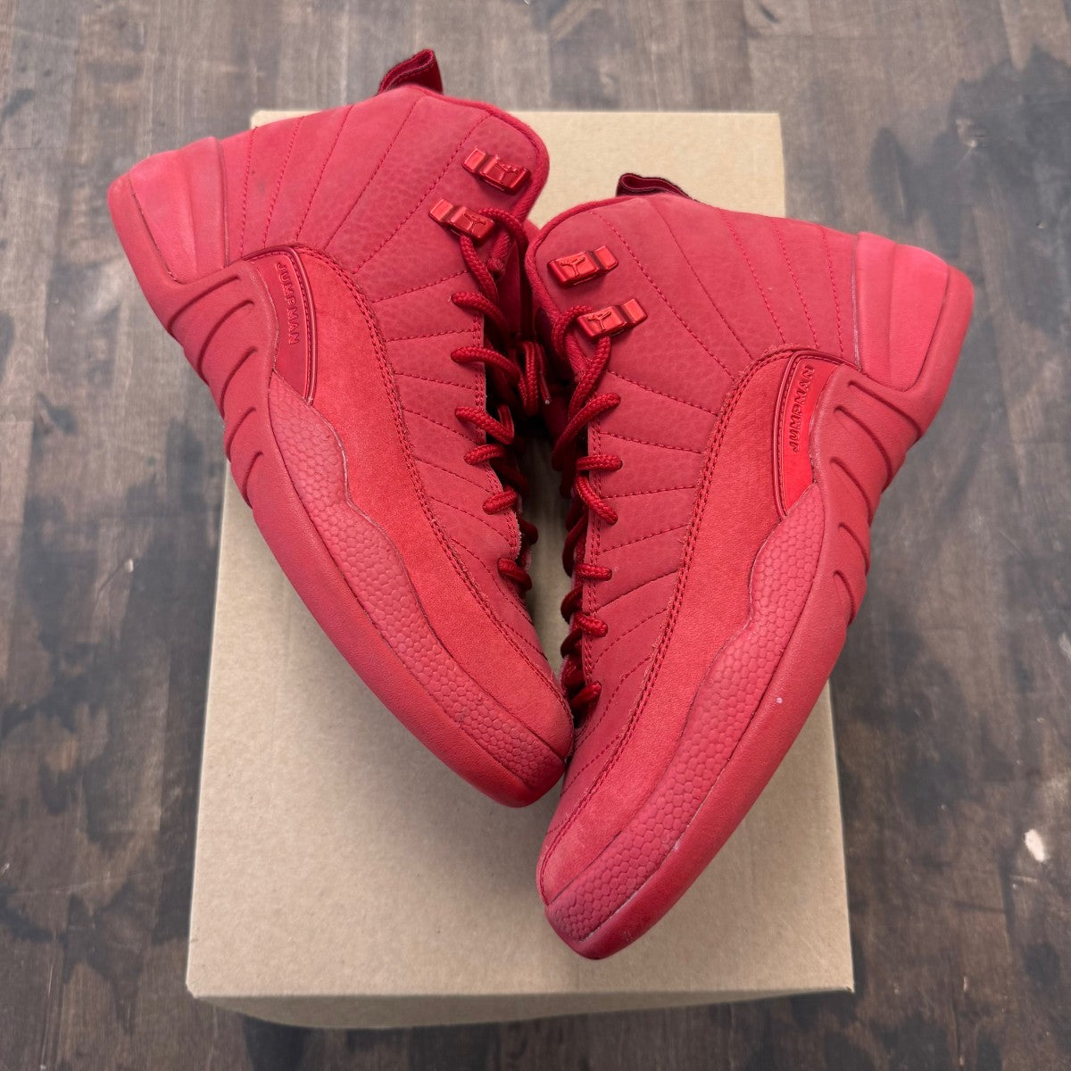 Jordan 12 Retro Gym Red (2018) (GS) Size 6Y (Pre-Owned) - Image 1