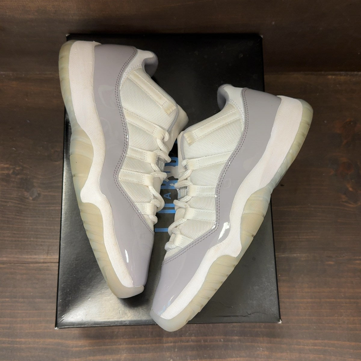 Jordan 11 Retro Low Cement Grey Size 8 (Pre-Owned) - back