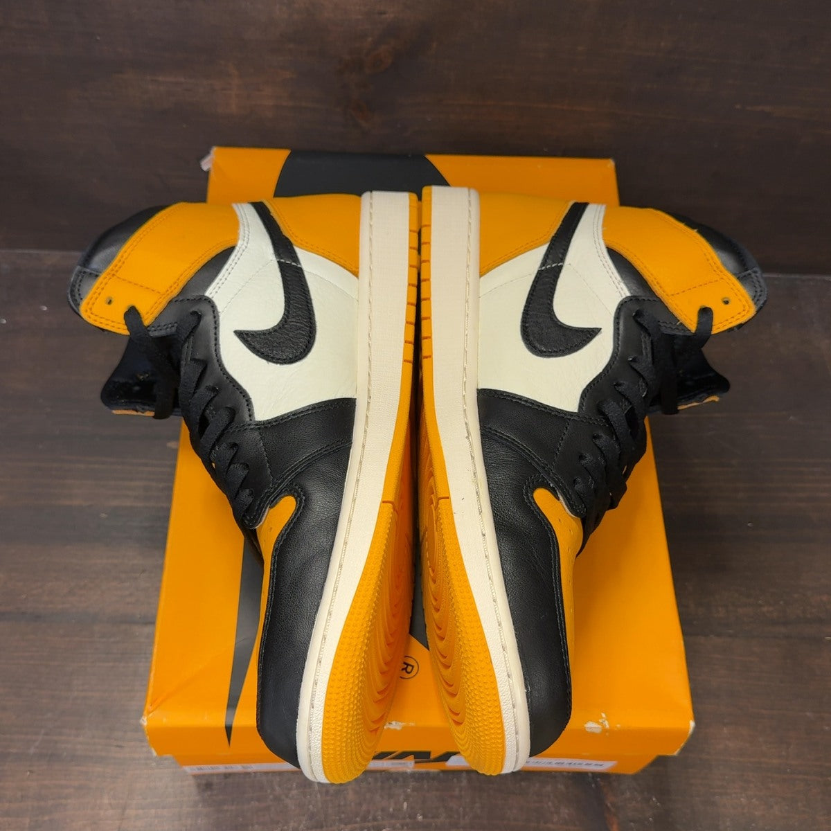 Jordan 1 Retro High OG Taxi - Image 4