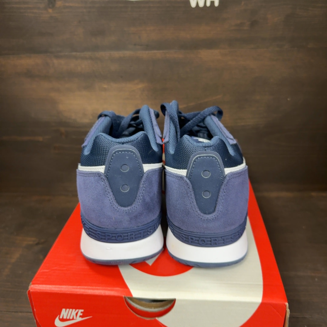 Nike Venture Runner Midnight Navy Size 10 (Pre-Owned)