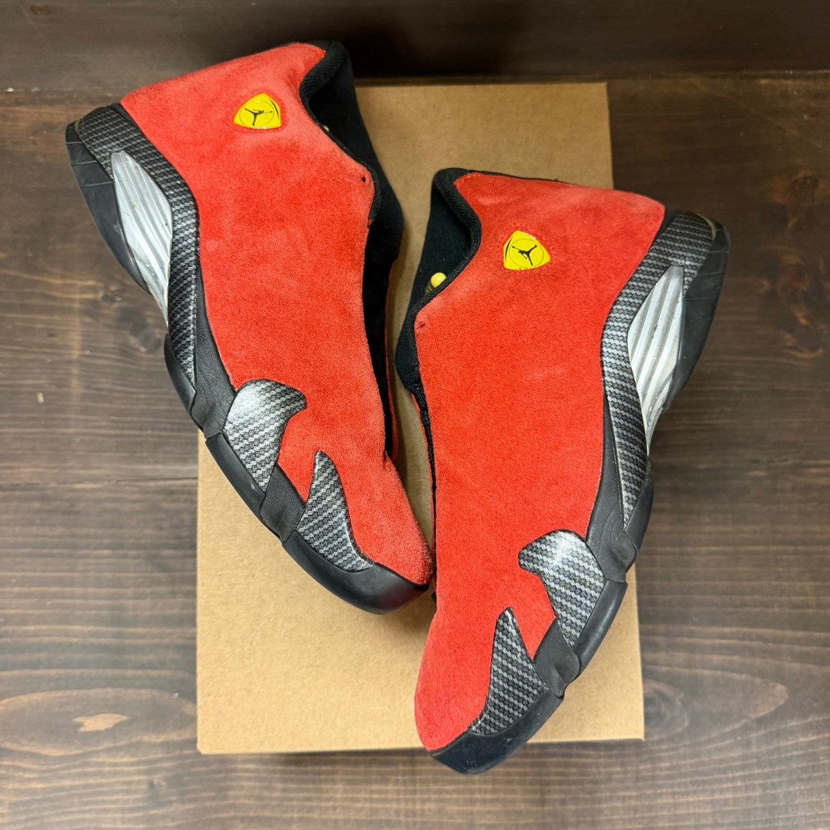 Jordan 14 Retro Ferrari (2025) Size 8 (Pre-Owned) - Image 2