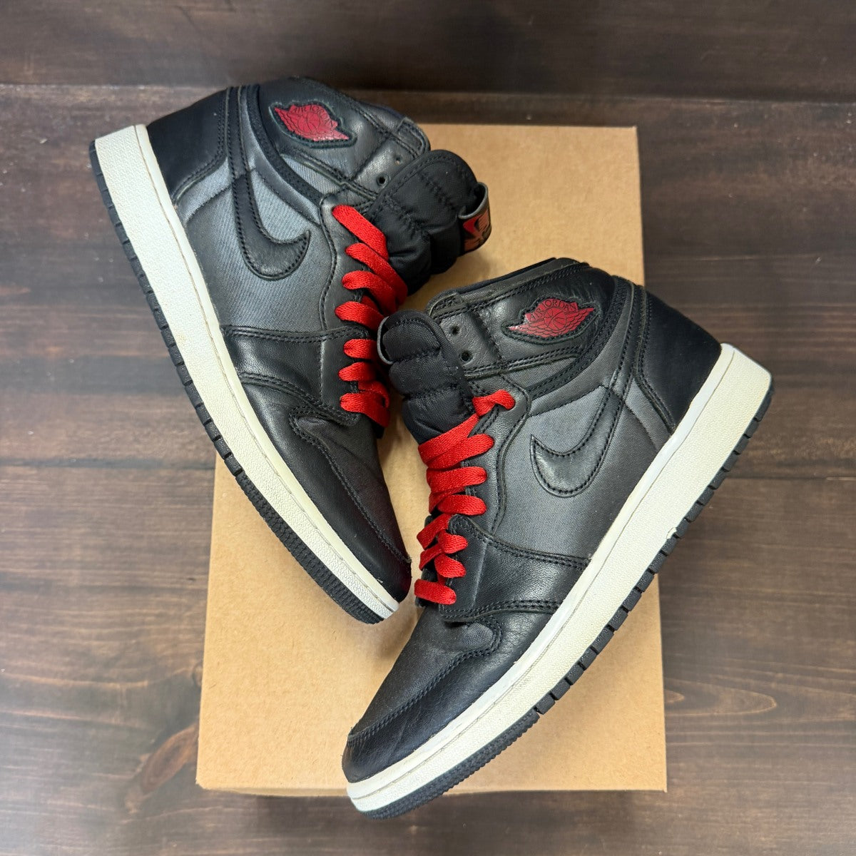 Jordan 1 Retro High Black Satin Gym Red Black (GS) Size 7Y (Pre-Owned) - Image 2
