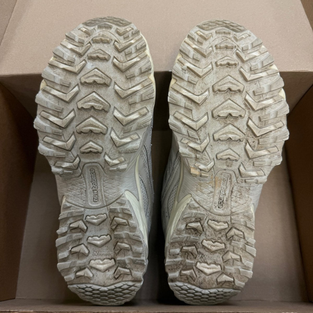 New Balance 610 Incubation Timberwolf Moonbeam Size 5.5 (Pre-Owned) - Image 3