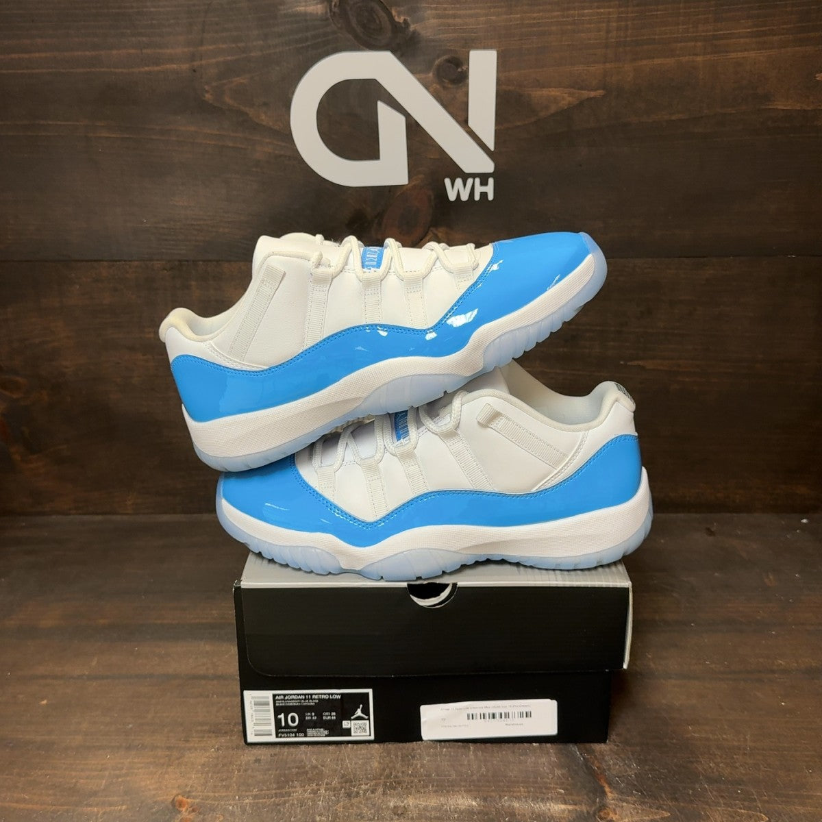 Jordan 11 Retro Low University Blue (2026) Size 10 (Pre-Owned) - Image 1