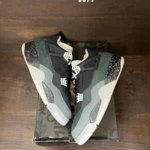 Jordan 4 Retro Fear (2024) Size 12 (Pre-Owned)