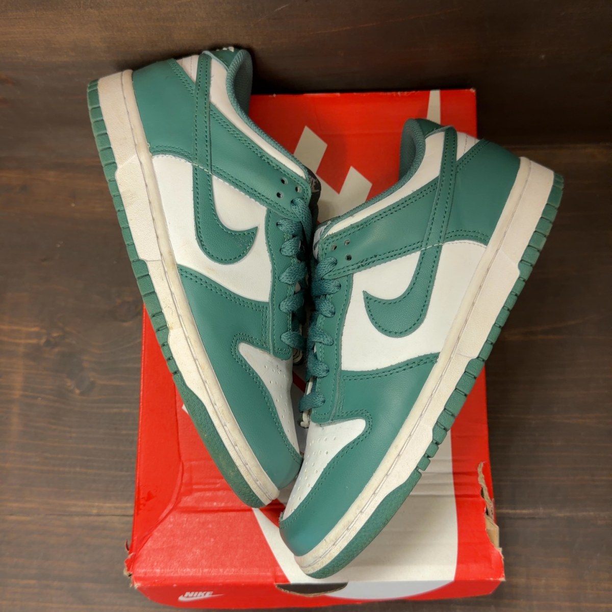 Nike Dunk Low Bicoastal (GS) Size 6Y (Pre-Owned) - back