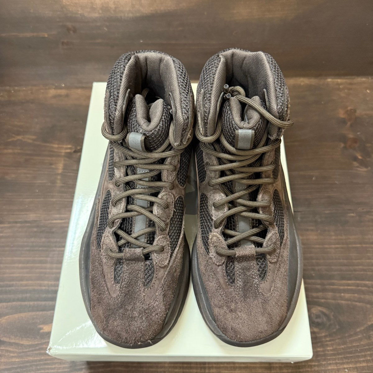 adidas Yeezy Desert Boot Oil Size 9 (Pre-Owned) - Image 3