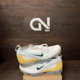 Nike Air VaporMax 2021 Flyknit GS 'Mismatched Swoosh - White' Size 7 (Pre-Owned) - Image 1