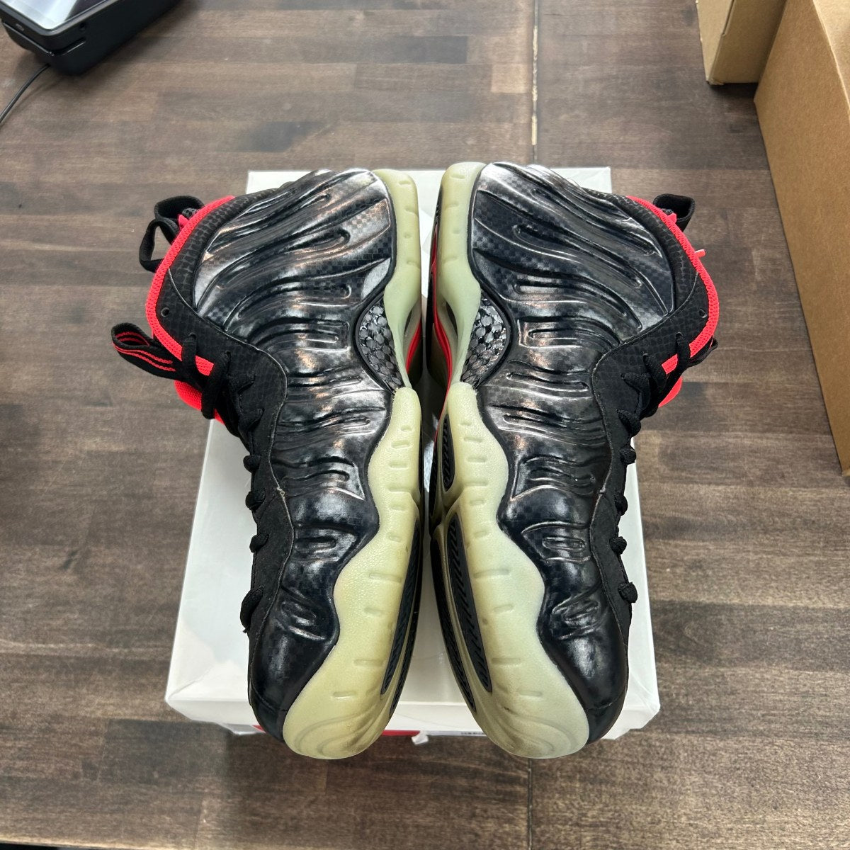 Nike Air Foamposite Pro Yeezy Size 11.5 (Pre-Owned) - Image 3