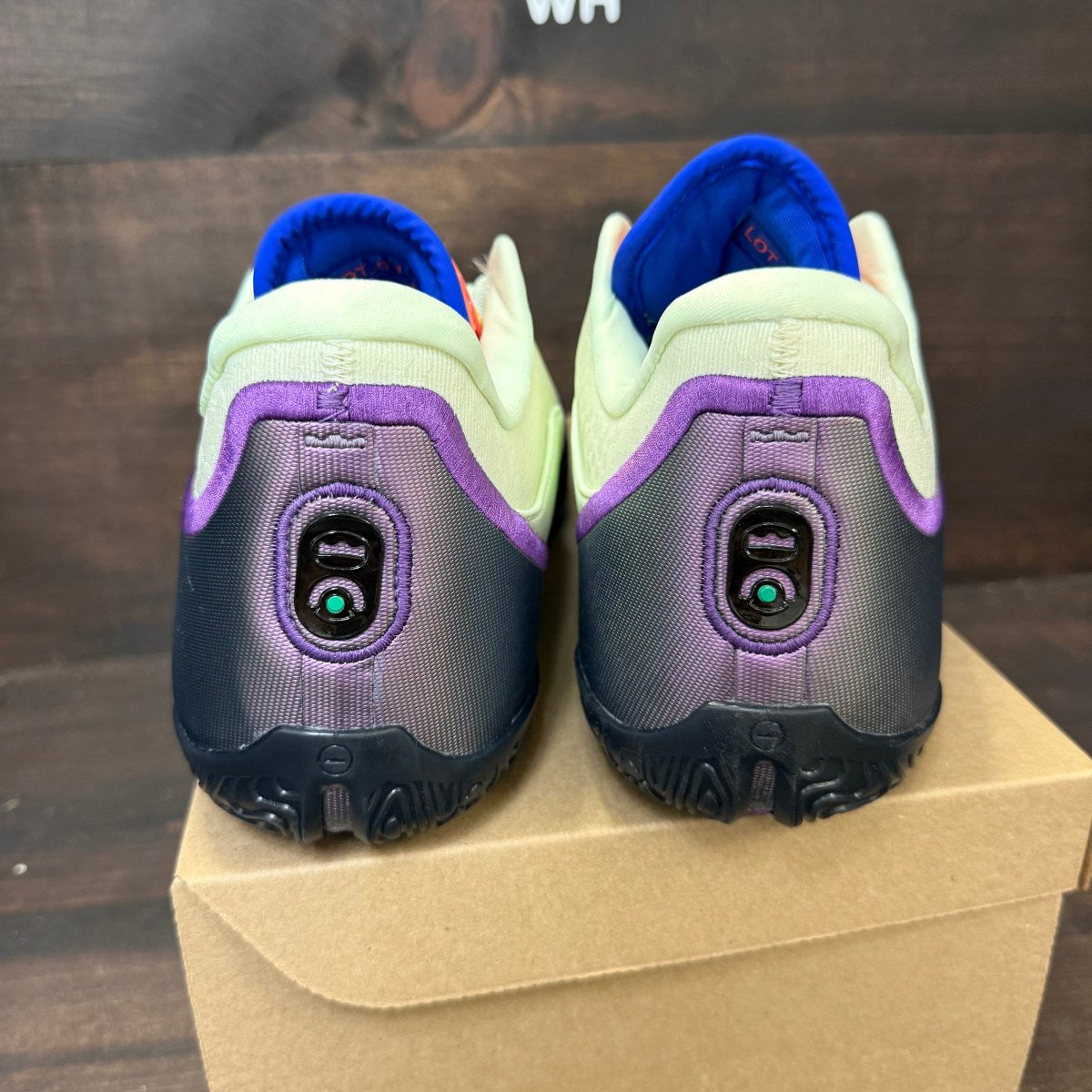 Nike LeBron 23 Green with Envy Size 11.5 (Pre-Owned) - Image 4