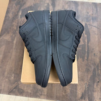 Nike SB Dunk Low Pro Triple Black - Image 4
