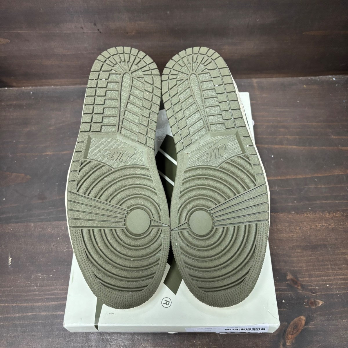 Jordan 1 Retro Low OG SP Travis Scott Olive (Women's) Size 10W (Pre-Owned) - Image 6