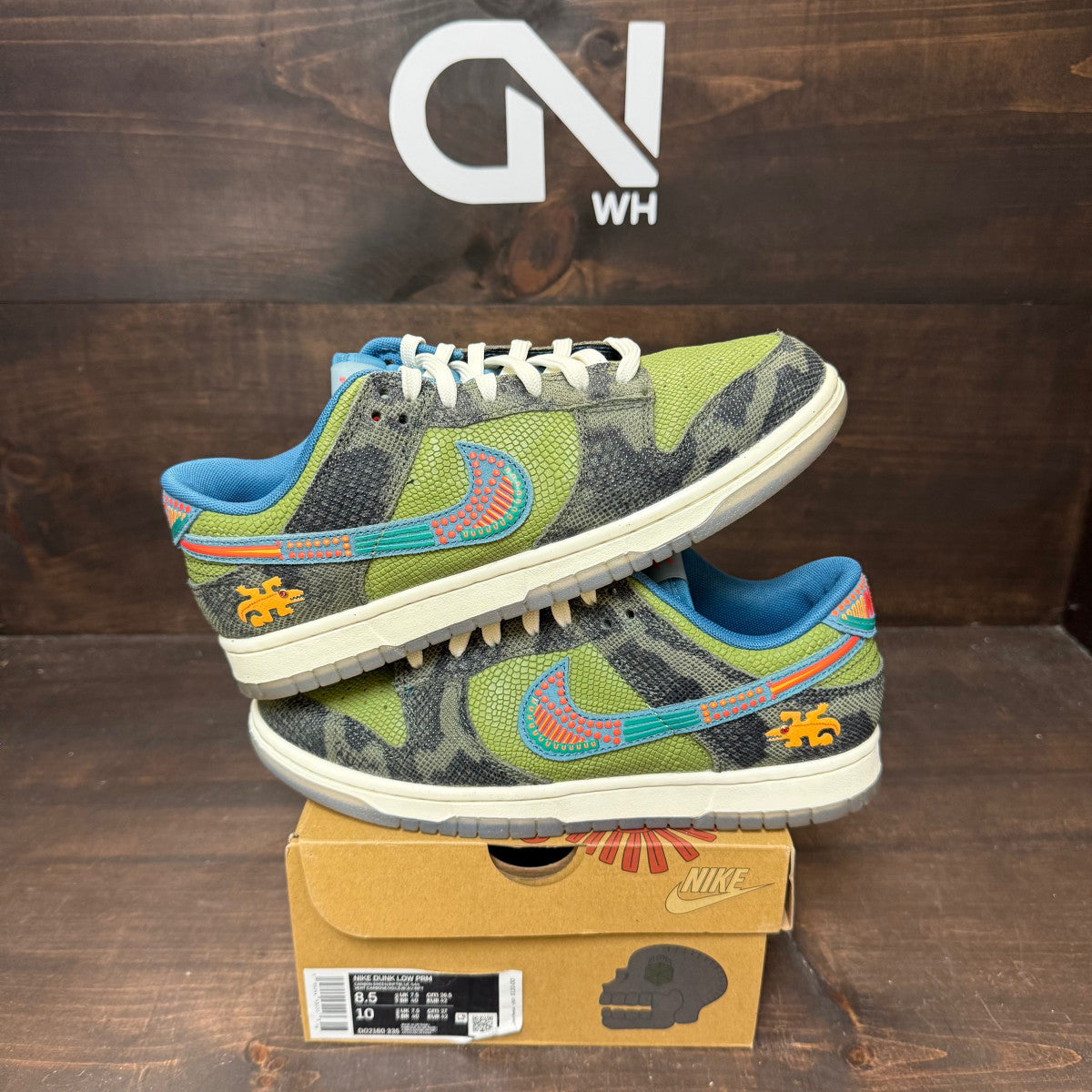 Nike Dunk Low Siempre Familia - Image 1