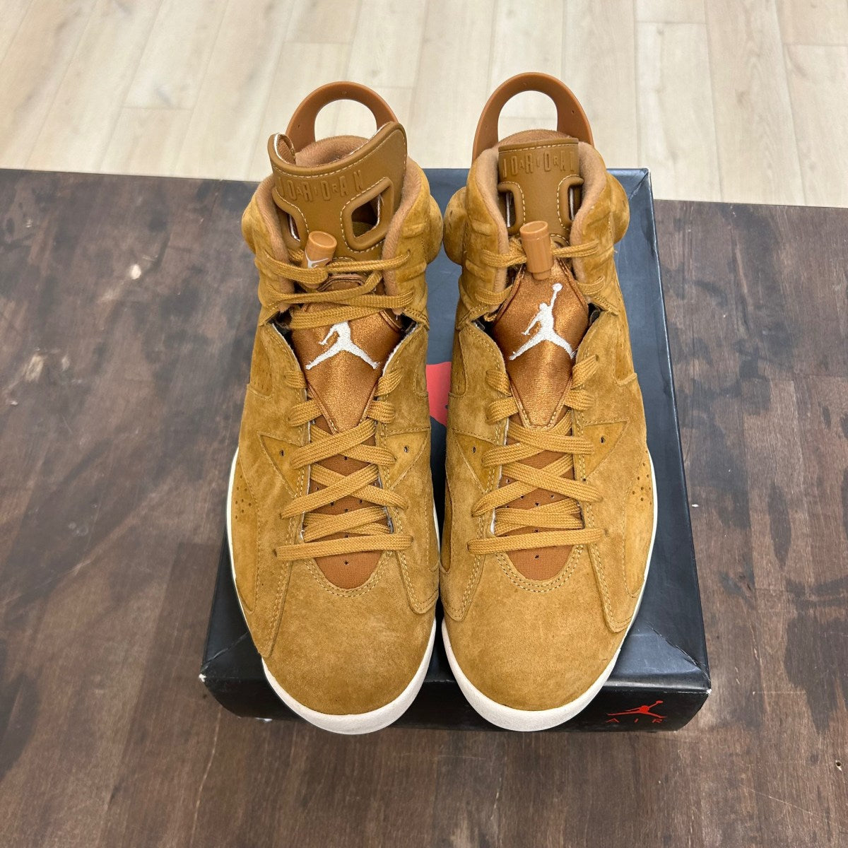 Jordan 6 Retro Wheat Size 11 (Pre-Owned) - Image 2