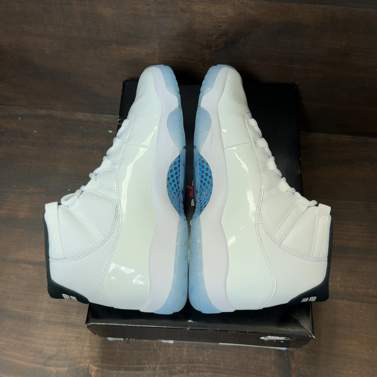 Jordan 11 Retro Legend Blue (2024) - Image 5
