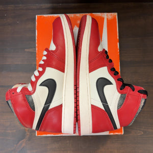 Jordan 1 Retro High OG Chicago Lost and Found (GS) - Image 5