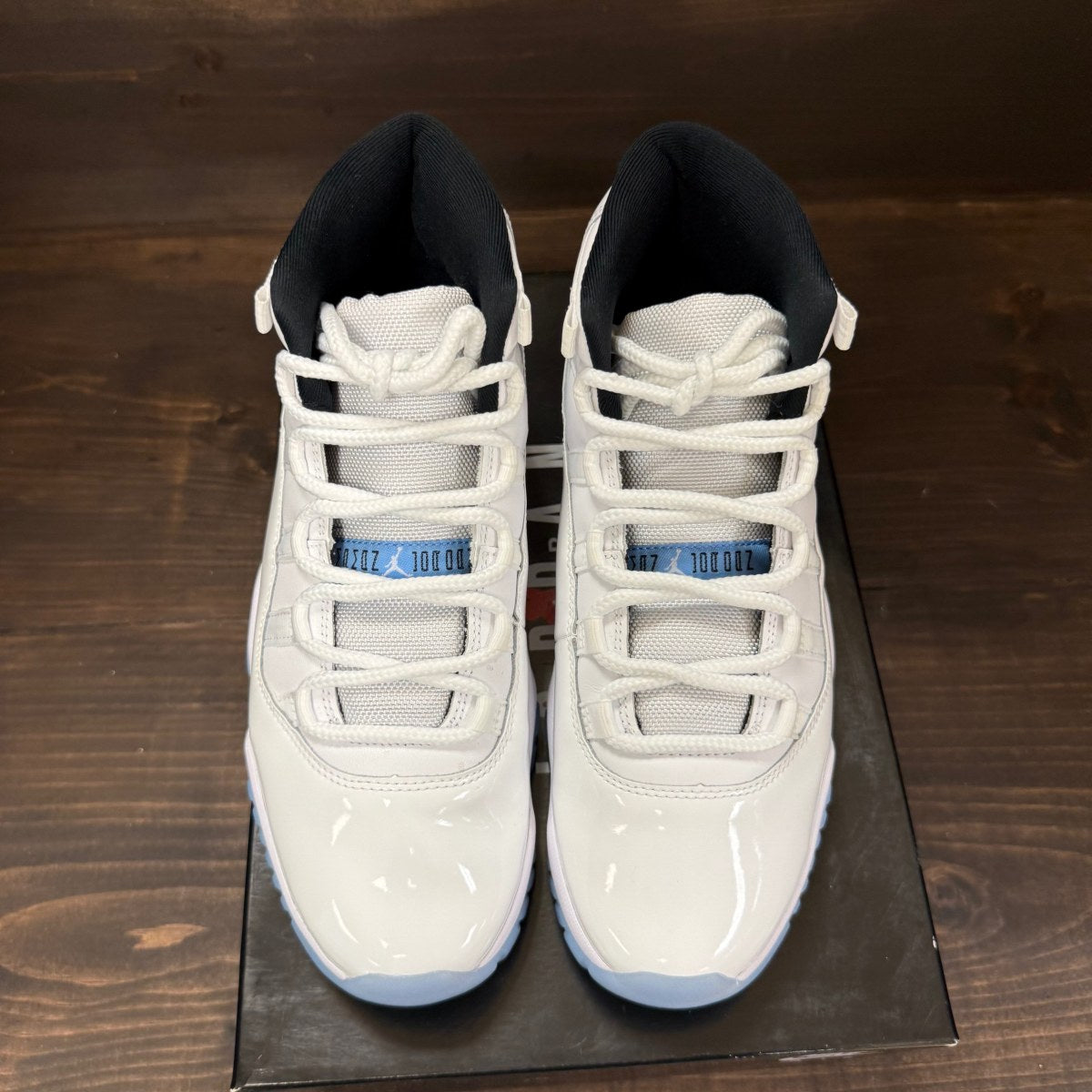 Jordan 11 Retro Legend Blue (2024) - Image 3