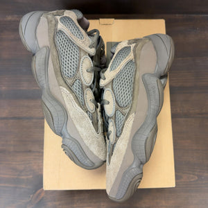 adidas Yeezy 500 Clay Brown - Image 2