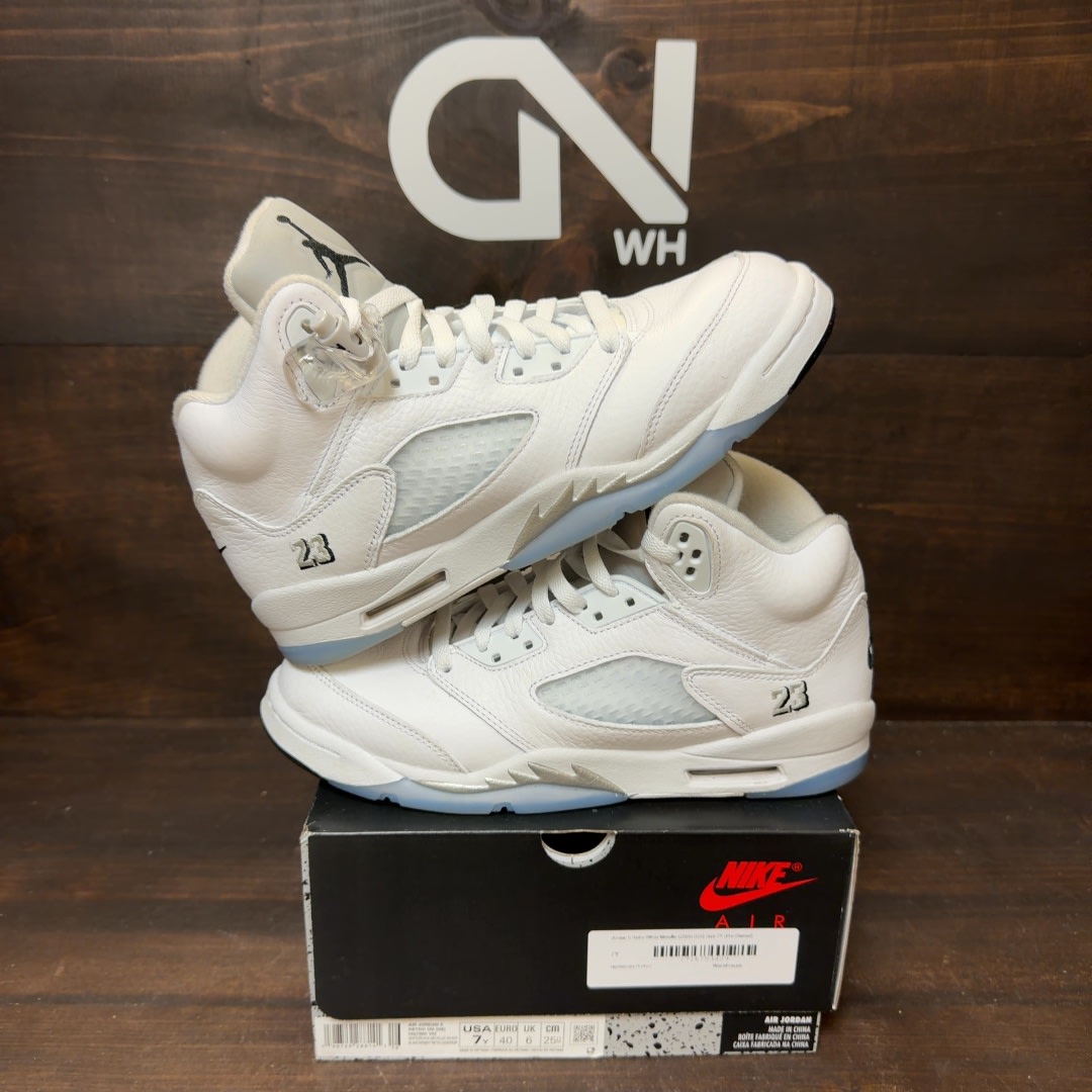 Jordan 5 Retro White Metallic (2026) (GS) - Image 1