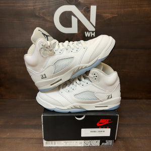 Jordan 5 Retro White Metallic (2026) (GS) - Image 1