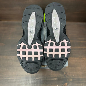 Nike Air Max 95 OG Big Bubble Pink Foam (Women's) - Image 6