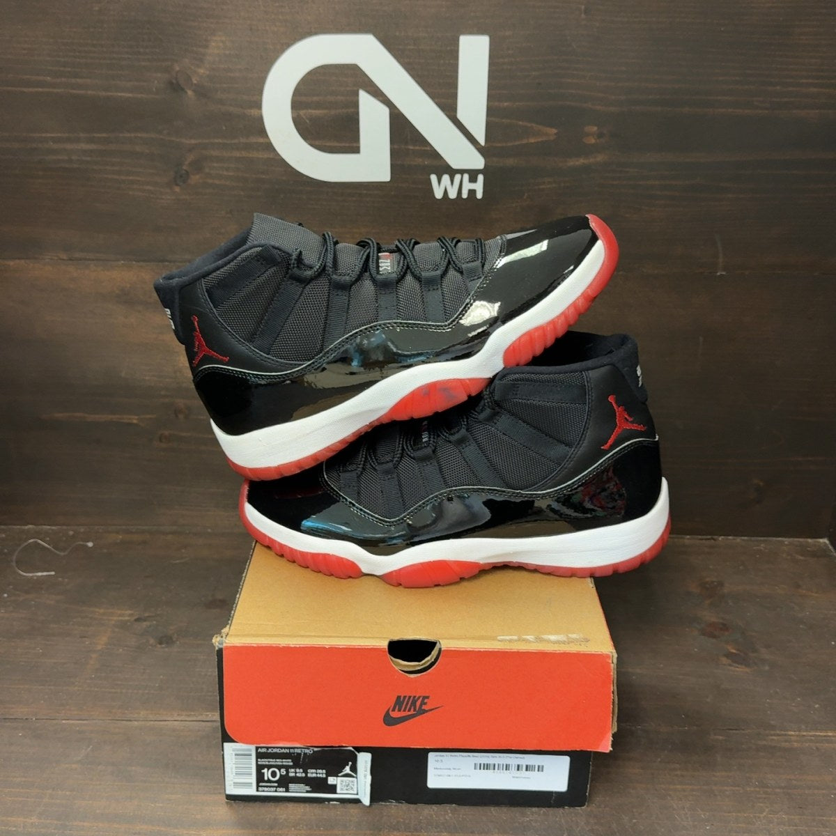 Jordan 11 Retro Playoffs Bred (2019) - Image 1