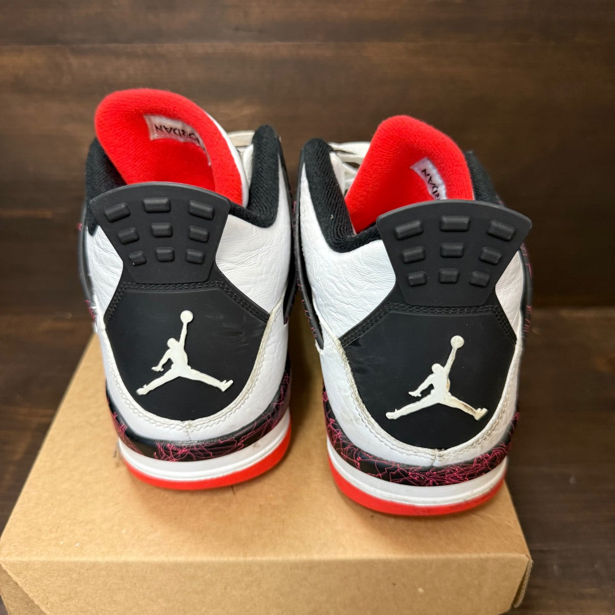 Jordan 4 Retro Flight Nostalgia Size 11 (Pre-Owned) - Image 4