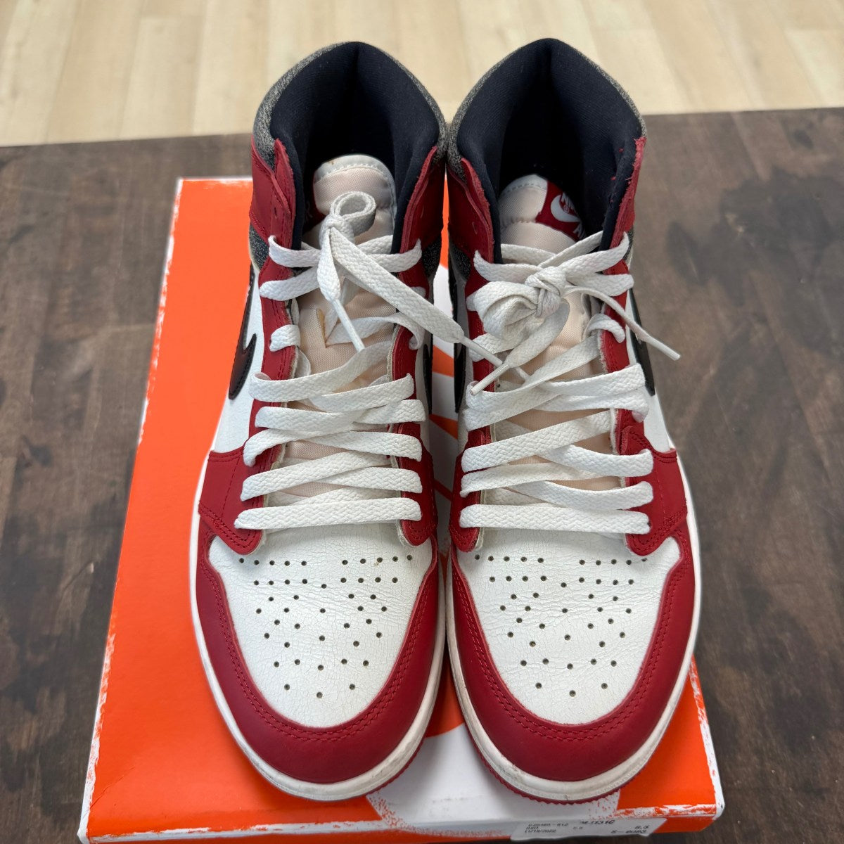 Jordan 1 Retro High OG Chicago Lost and Found - Image 2