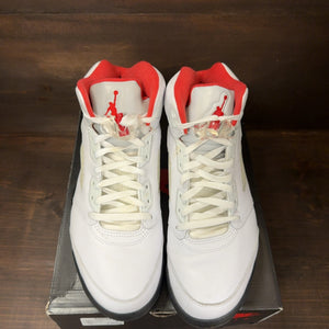 Jordan 5 Retro Fire Red Silver Tongue (2020) Size 11 (Pre-Owned) - Image 3
