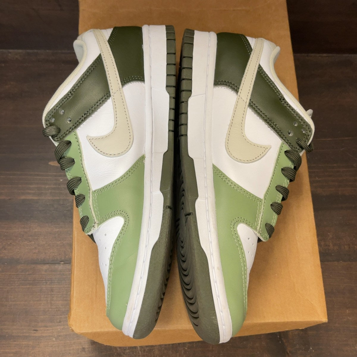 Nike Dunk Low Oil Green Cargo Khaki Size 8 (Pre-Owned) - Image 4