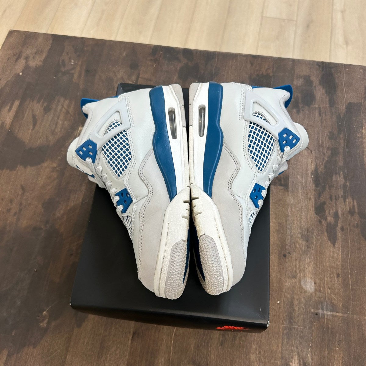 Jordan 4 Retro Military Blue (2024) (GS) Size 5Y (Pre-Owned)