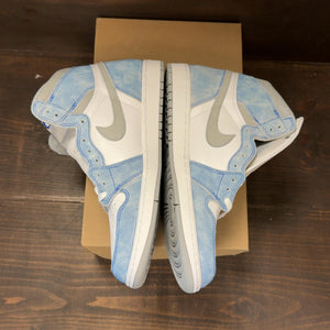 Jordan 1 Retro High OG Hyper Royal Size 11 - aux