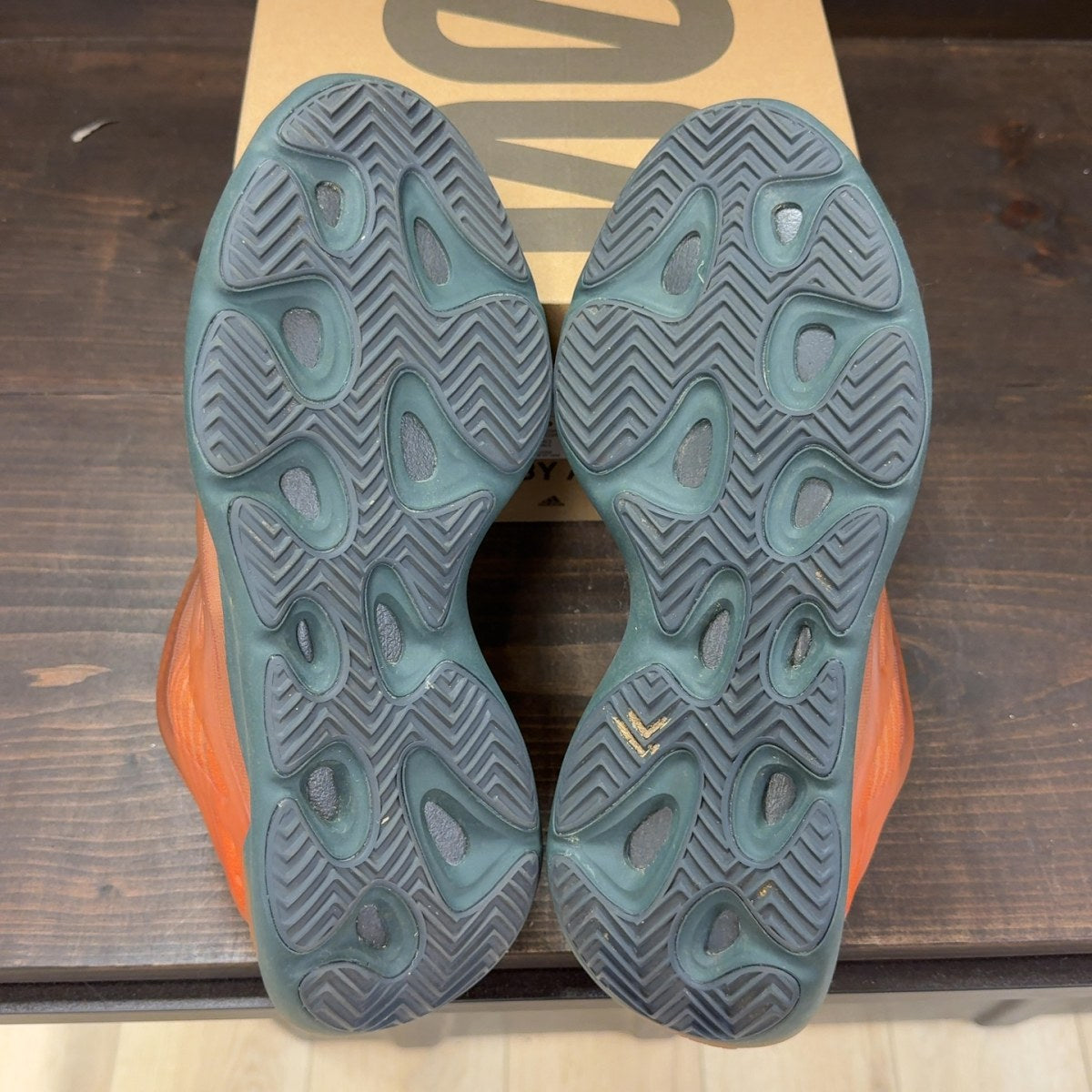 adidas Yeezy 700 V3 Copper Fade - Image 9