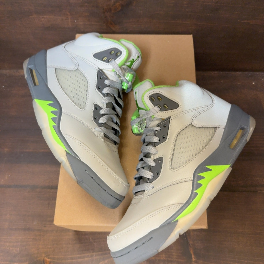Jordan 5 Retro Green Bean (2022) Size 8 (Pre-Owned) - Image 2