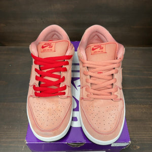 Nike SB Dunk Low Pink Pig - Image 3