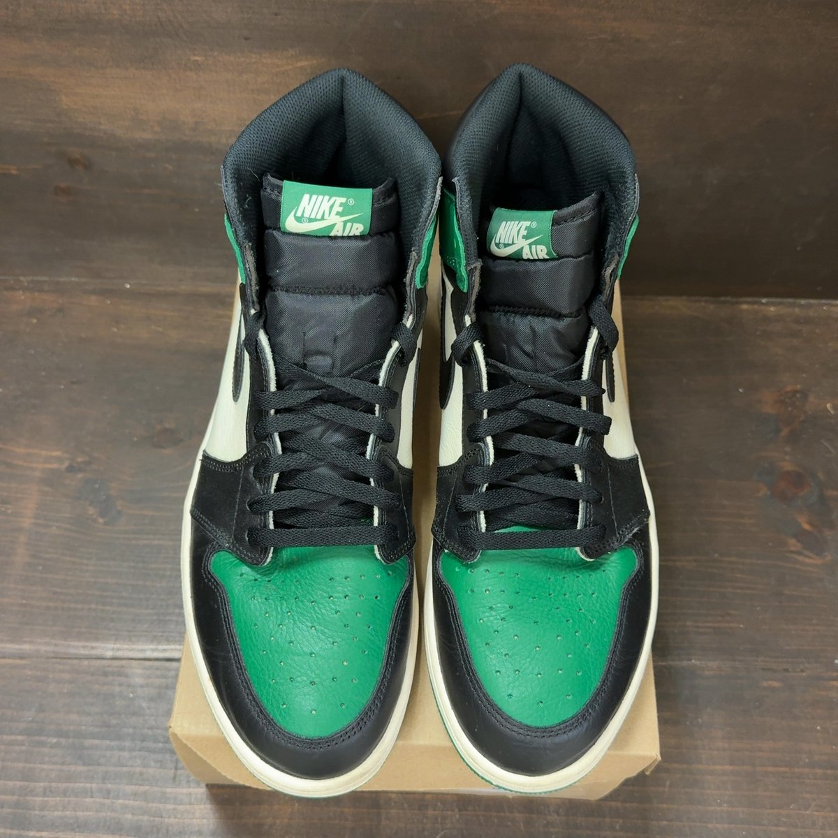 Jordan 1 Retro High Pine Green Size 13 (Pre-Owned) - tag