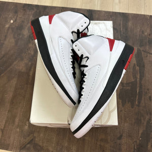 Jordan 2 Retro OG Chicago (2022) - Image 1