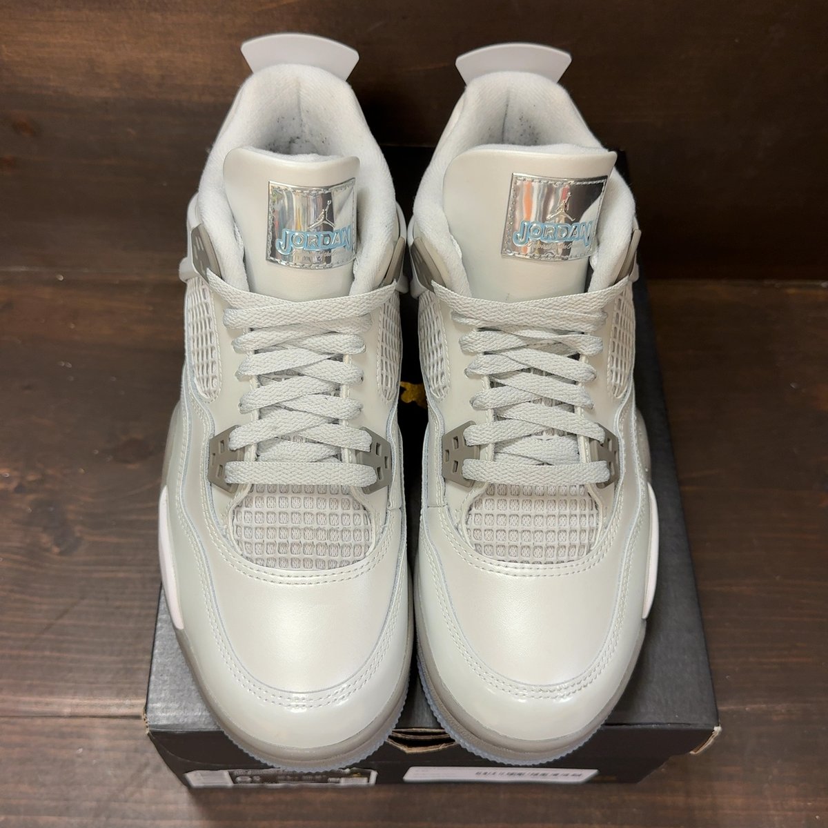 Jordan 4 Retro Photon Dust Blue Chill (GS) Size 6.5Y (Pre-Owned) - tag