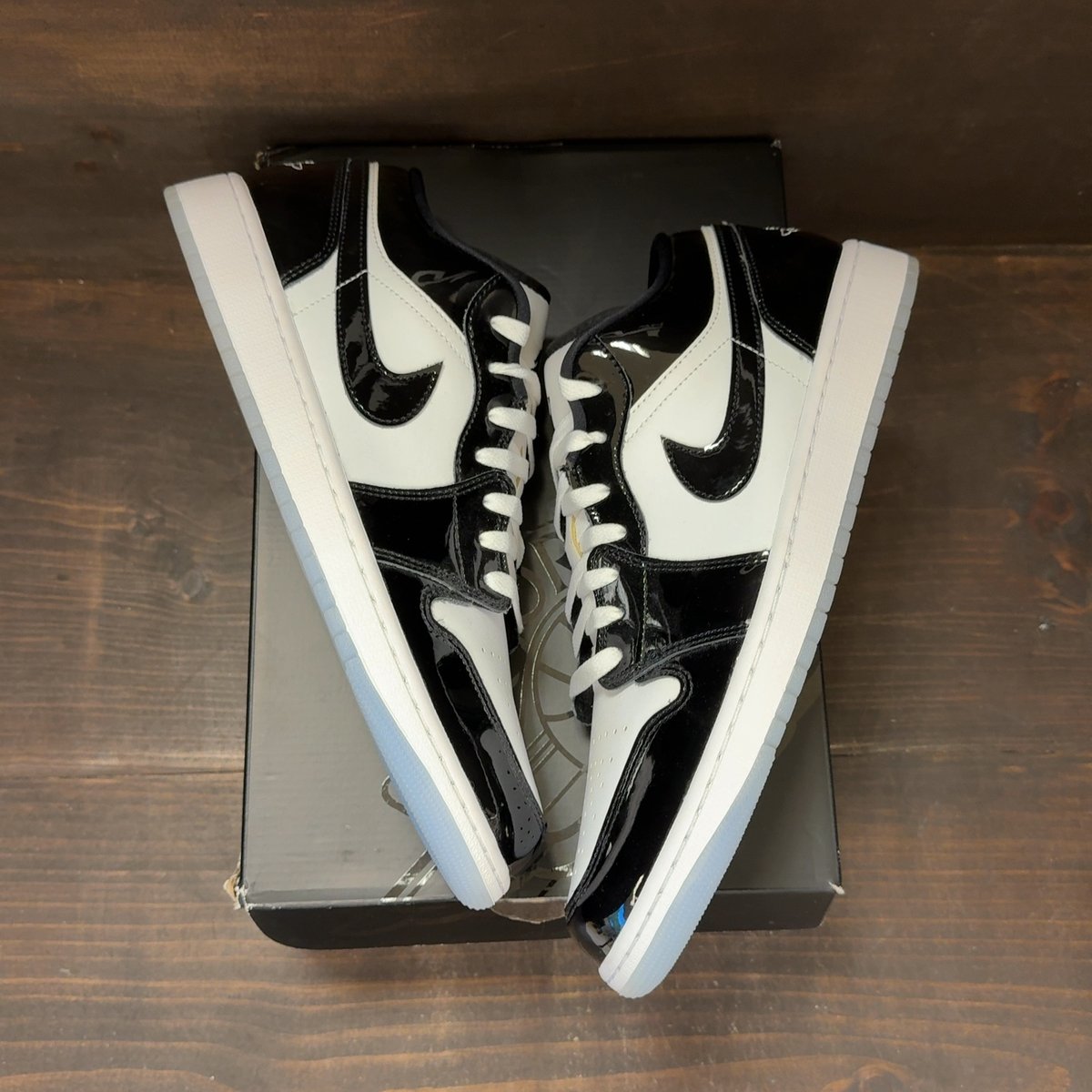 Jordan 1 Low SE Concord Size 12 (Pre-Owned) - back