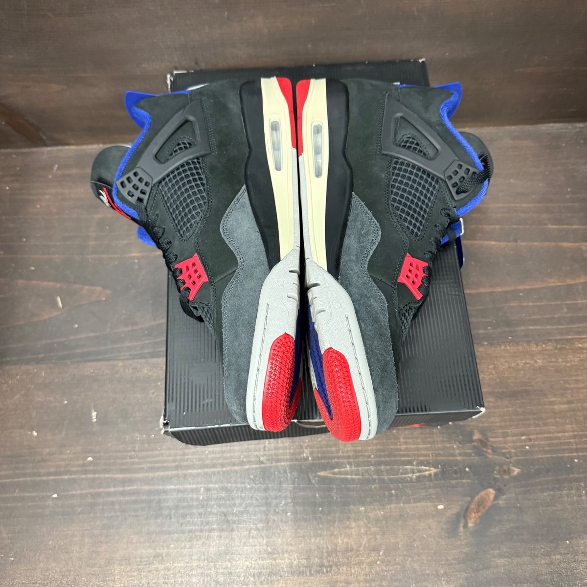 Jordan 4 Retro Rare Air (Gold Lettering) Size 13 (Pre-Owned) - side