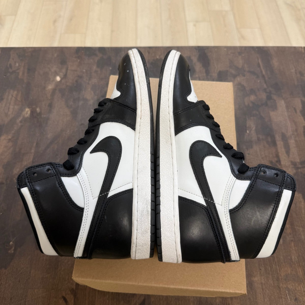 Jordan 1 Retro High '85 Black White (2023) Size 11 (Pre-Owned) - Image 5