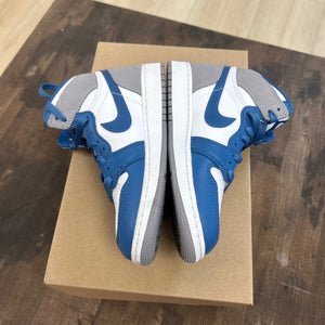 Jordan 1 Retro High OG True Blue (GS) Size 5Y (Pre-Owned) - Image 3