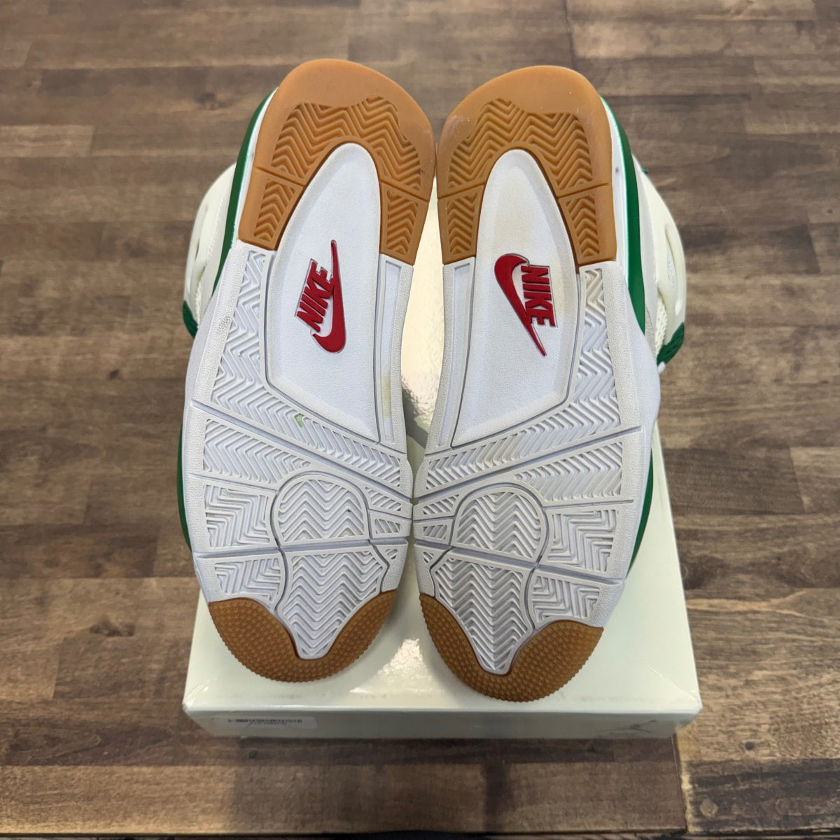 Jordan 4 Retro SB Pine Green - Image 5